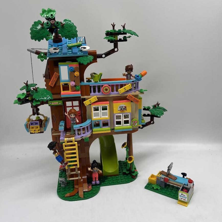 42652 Friendship Tree House Hangout - Used LEGO Friends Set