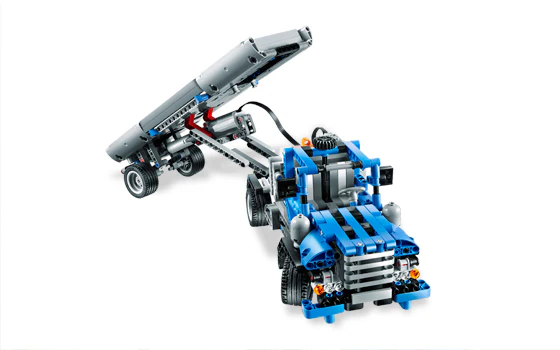 8052 Container Truck - Certified Used, 100% Complete LEGO Technic Set - Image 5