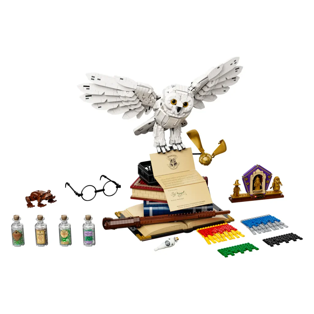 Hogwarts Icons Collectors' Edition 76391 - Certified Used, 100% Complete LEGO Harry Potter Set - Image 2