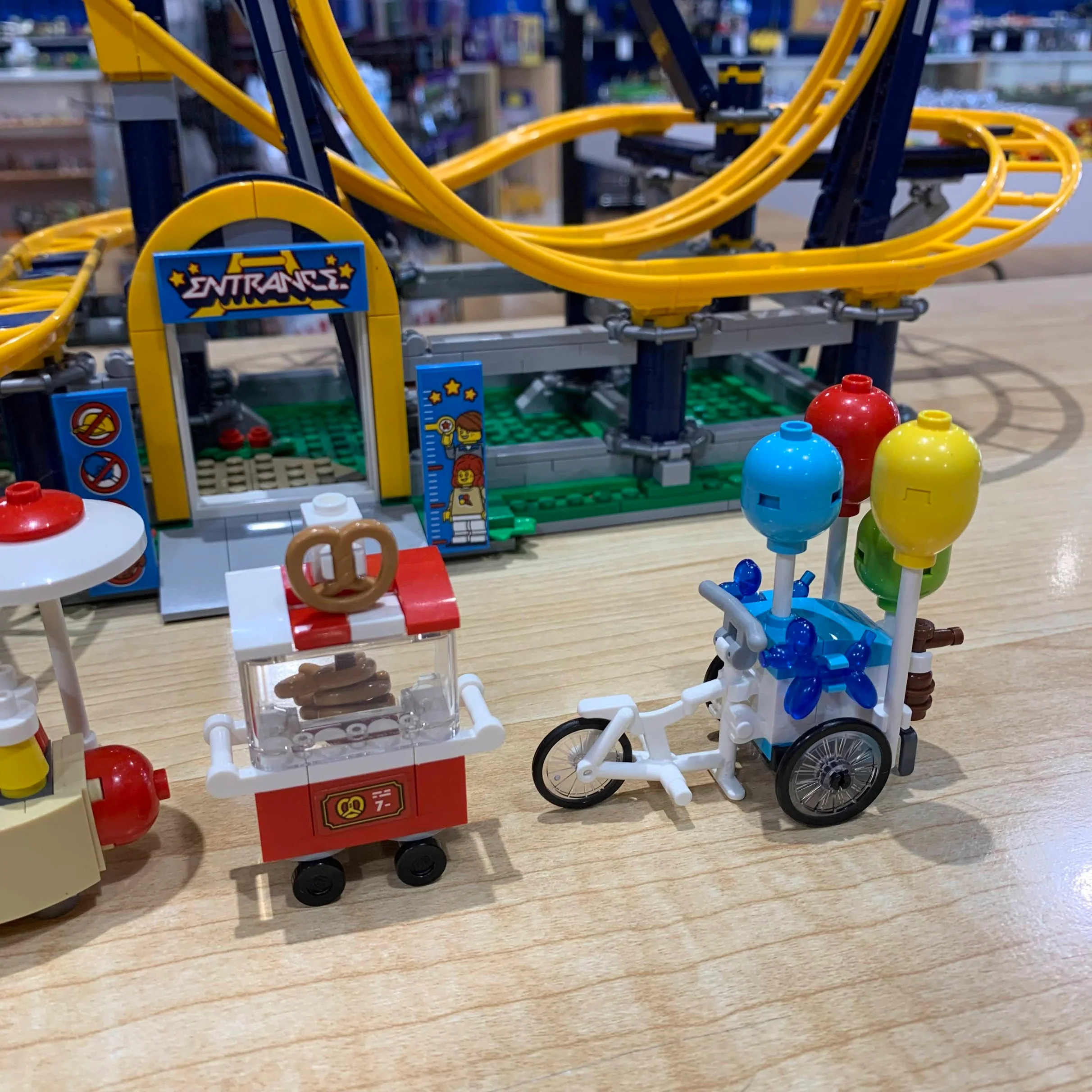 Loop Coaster 10303 - Used LEGO® Icons™️ Set - Image 6